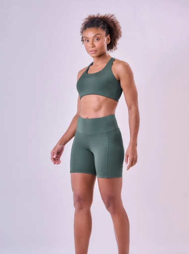 CONJUNTO TOP E BERMUDA ESSENTIAL RUN STAMINA Authen verde