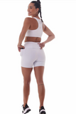 SHORTS DE COMPRESSÃO COM MULTI BOLSOS LA VIE - total Emana Branco