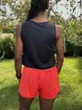SHORTS DUPLO LYCRA E POLIAMIDA TECIDO CANELADO COM BOLSOS LATERAIS PATIMODAFITNESS  Laranja neon