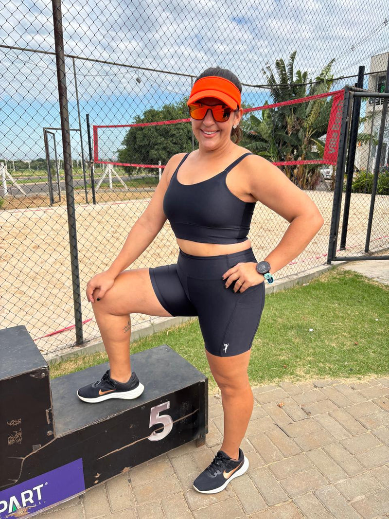 CONJUNTO TOP E SHORTS MULTIBOLSOS PATI MODA FITNESS Preto